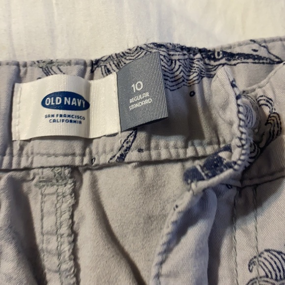 Old Navy Boys shorts size 10 - Picture 2 of 3